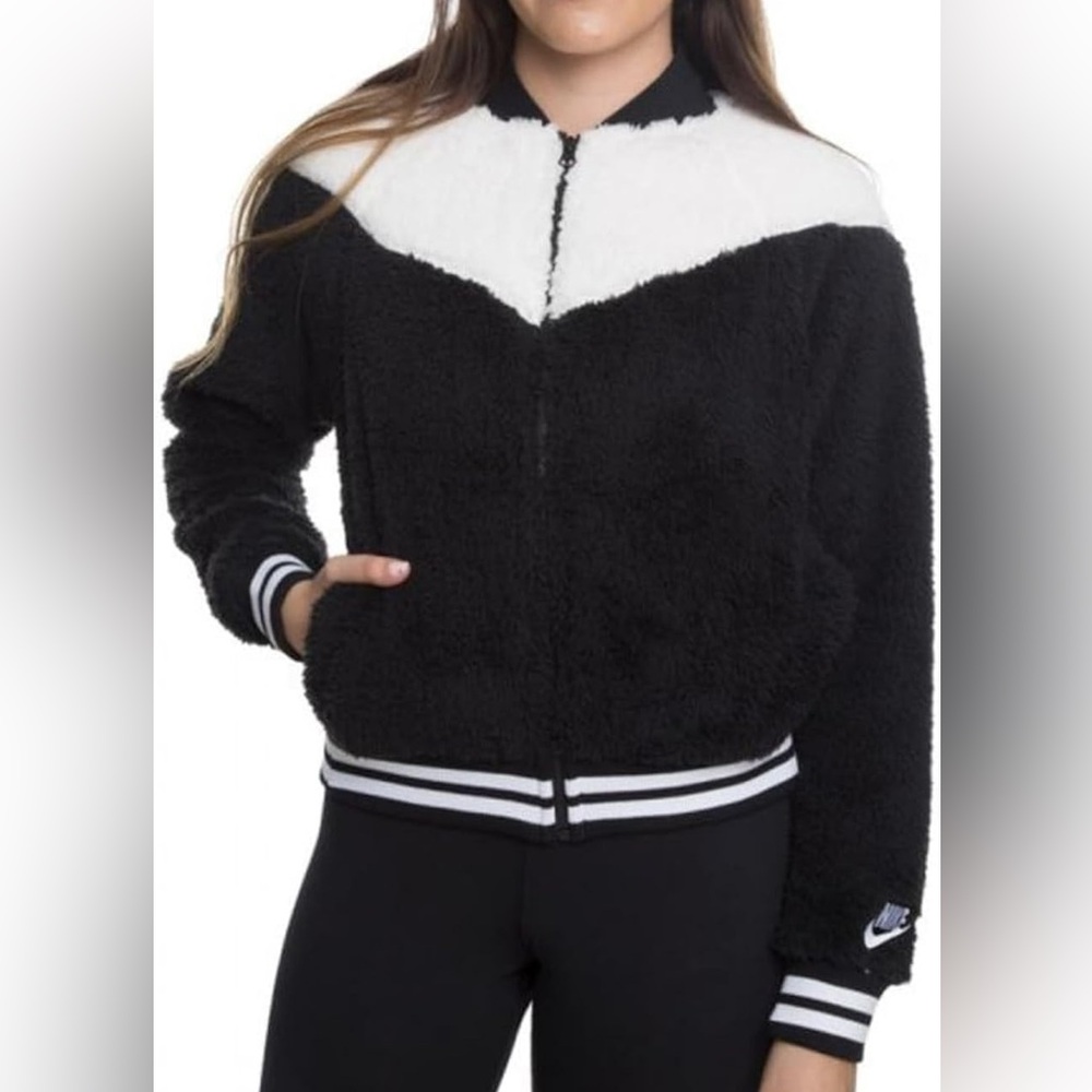 Nike Sherpa windrunner zip up jacket